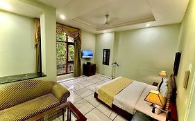 Florence Inn Delhi 4*